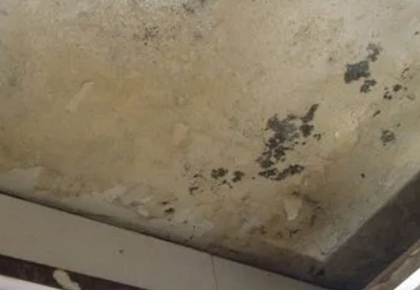 柘荣阳台漏水维修公司分享下柘荣卫生间渗水维修需要注意哪些问题。